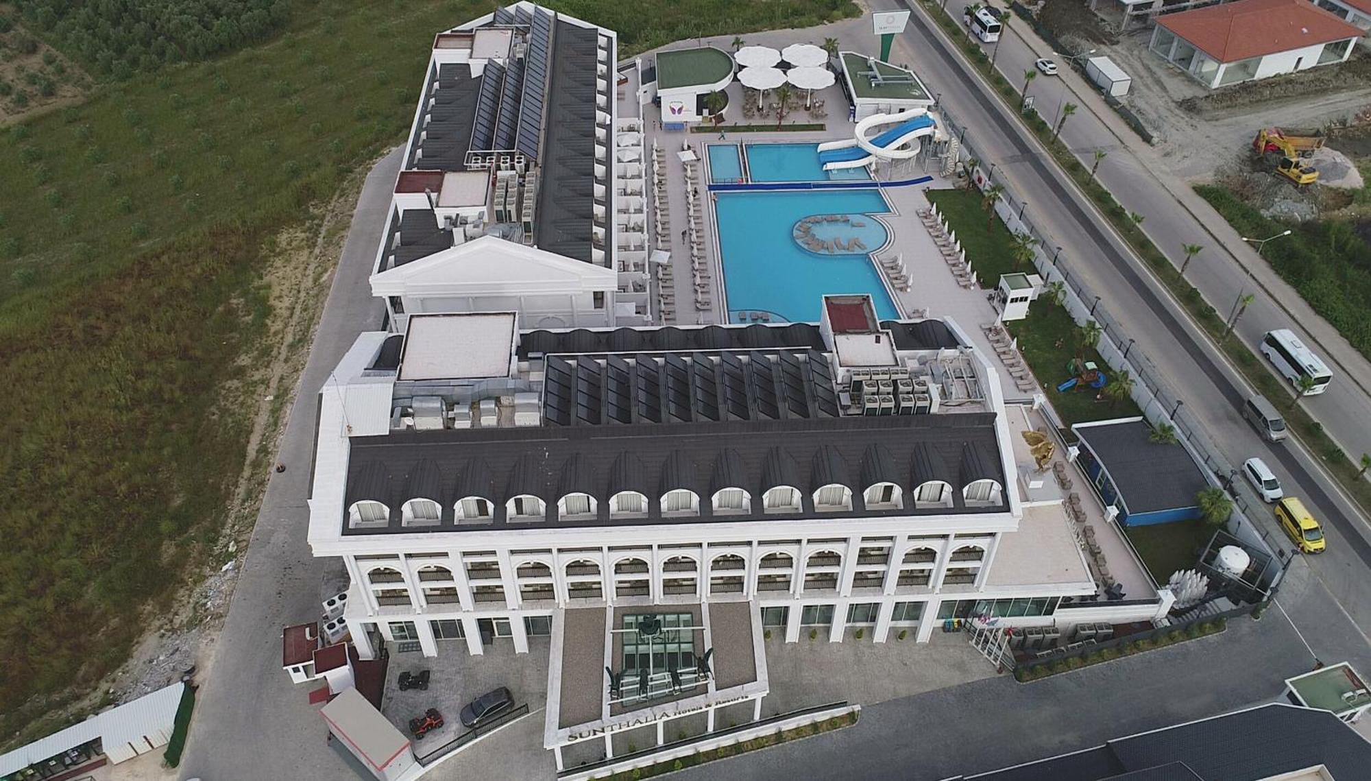 Sunthalia Hotels & Resorts Ultra All Inclusive Adults Only Party Hotel Side Exterior photo