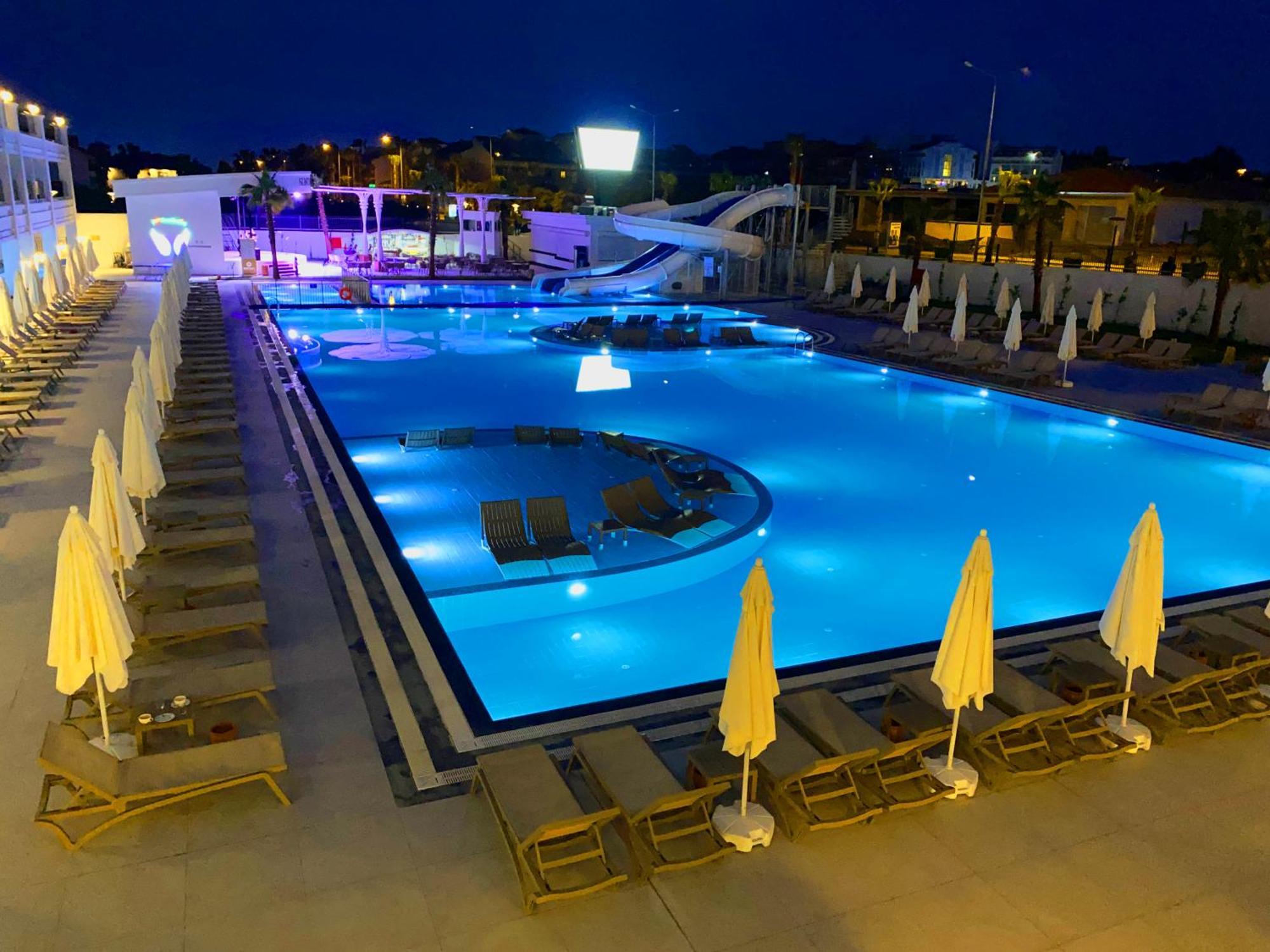 Sunthalia Hotels & Resorts Ultra All Inclusive Adults Only Party Hotel Side Exterior photo