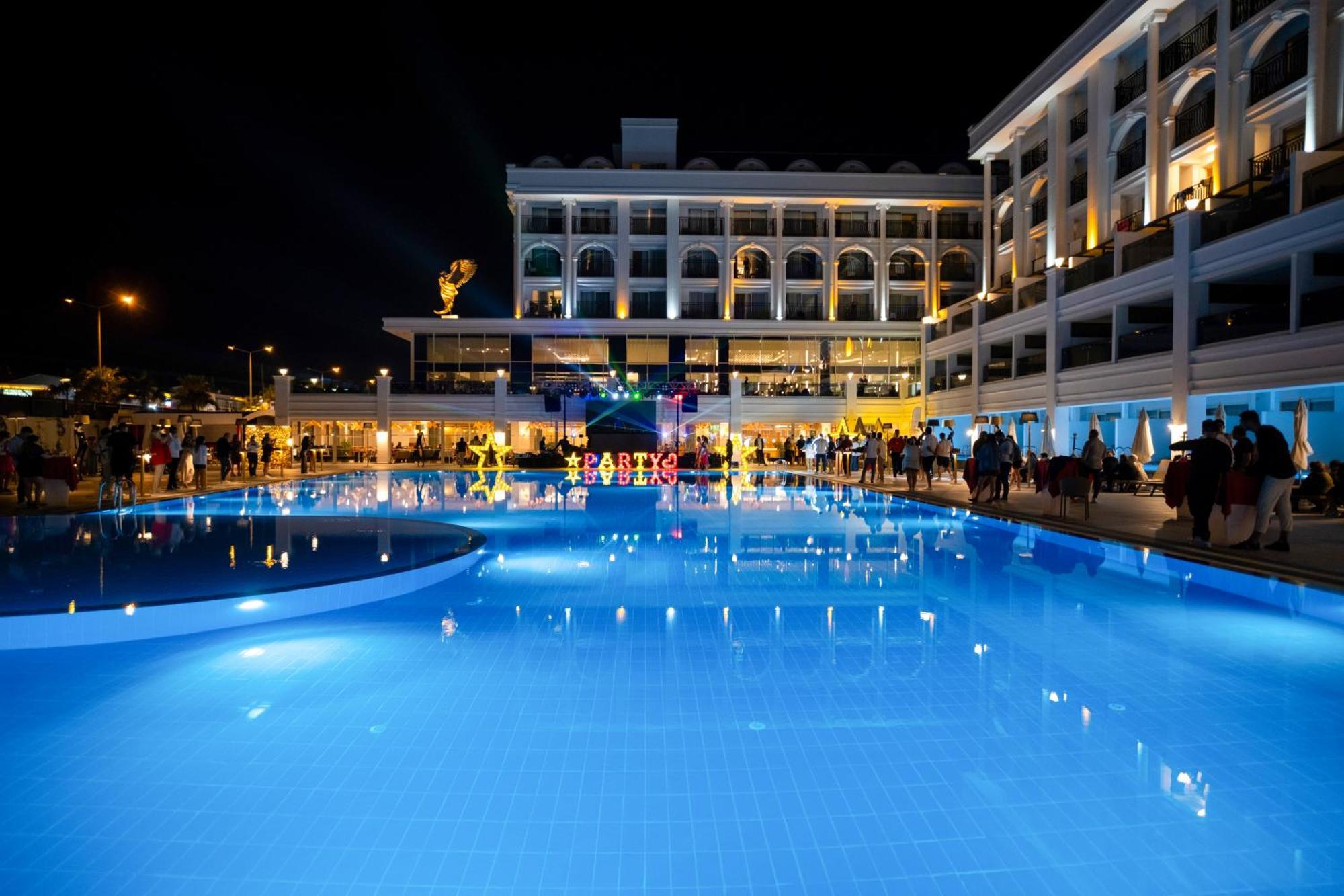 Sunthalia Hotels & Resorts Ultra All Inclusive Adults Only Party Hotel Side Exterior photo