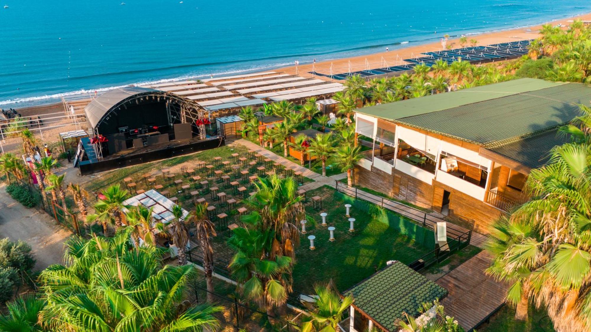 Sunthalia Hotels & Resorts Ultra All Inclusive Adults Only Party Hotel Side Exterior photo